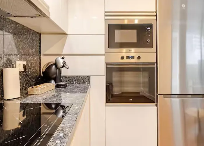 Acogedor En El Centro Con Muchas Comodidades * Marbella
