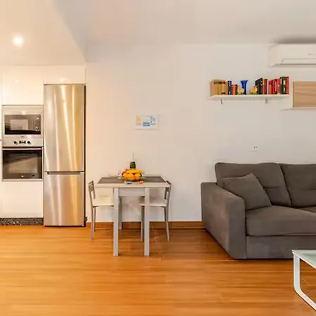 Acogedor En El Centro Con Muchas Comodidades * Marbella